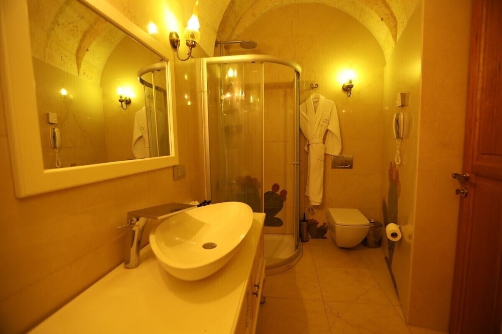 Romantic Suite photo 3