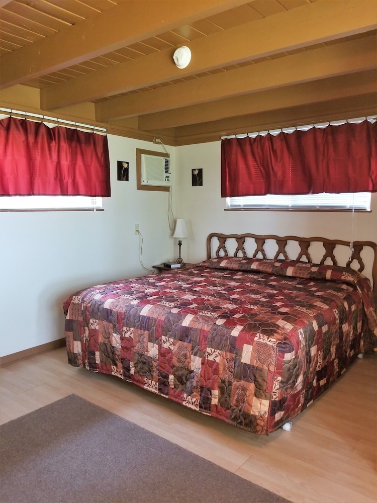 Cabin 3 photo 1