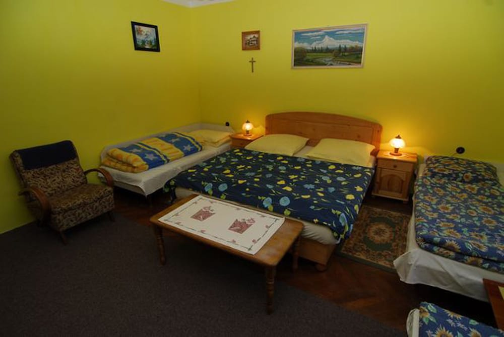 Standard Room (5 beds) photo 1