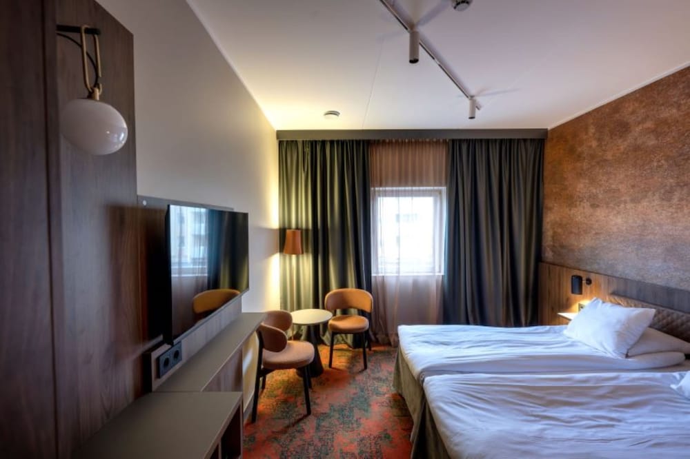 Standard Twin Room - Photo 4
