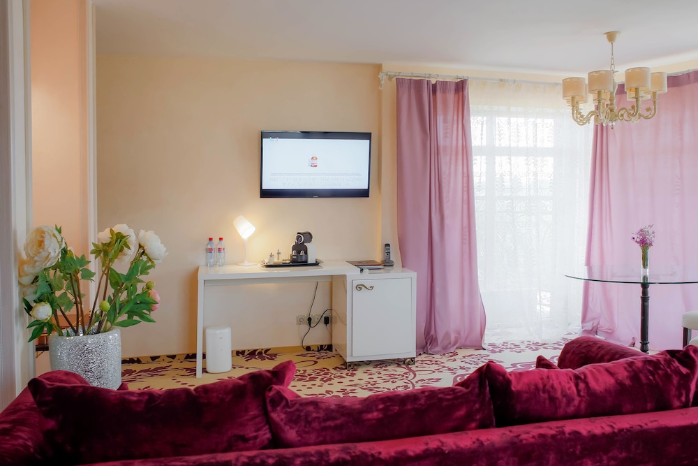 Grand Room photo 3