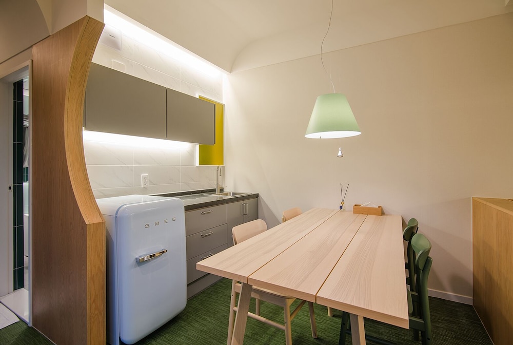 Blo By Blo Room - Photo 6