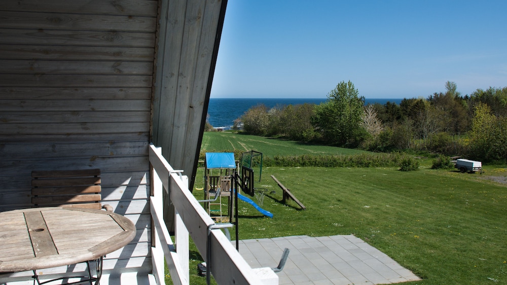 Apartment, 1 King Bed, Balcony, Sea View (A) photo 3