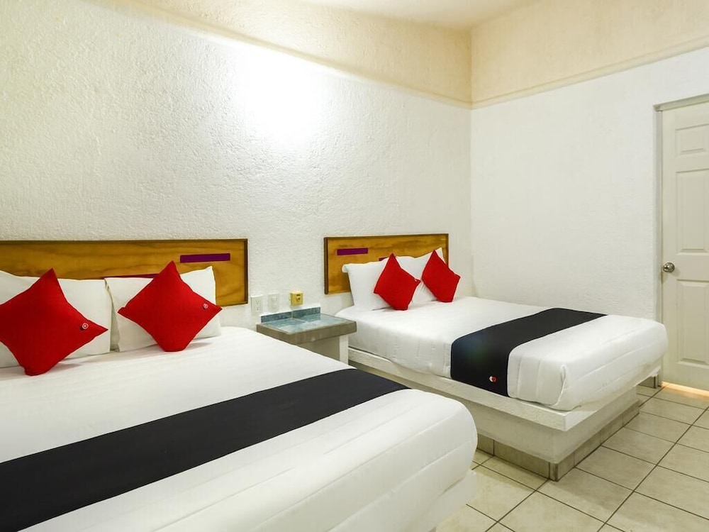 Family Double Room - Photo 11
