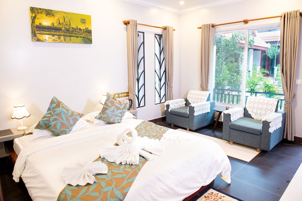 Deluxe Double Room, Balcony (Free Pickup)