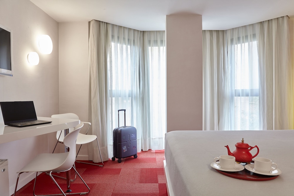 Double Room - Photo 6