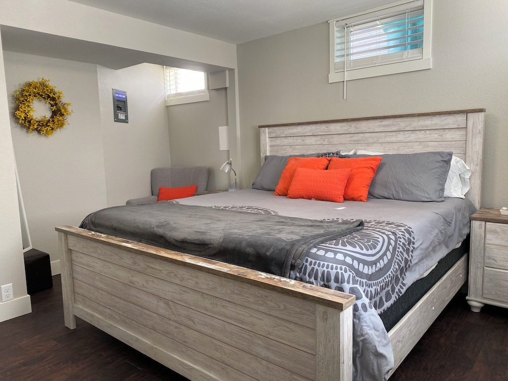 House, Multiple Beds, Patio, Garden View (622 W. Laurel St. - Group)