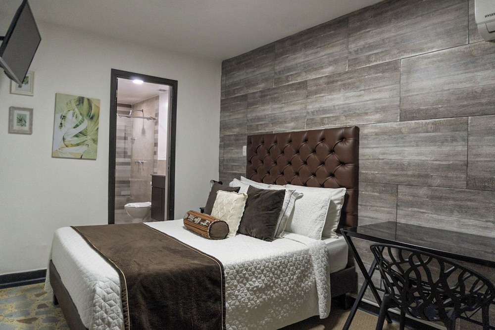 Superior Double Room, 1 Queen Bed photo 2