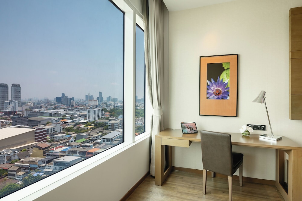 Superior Mahanakhon Room