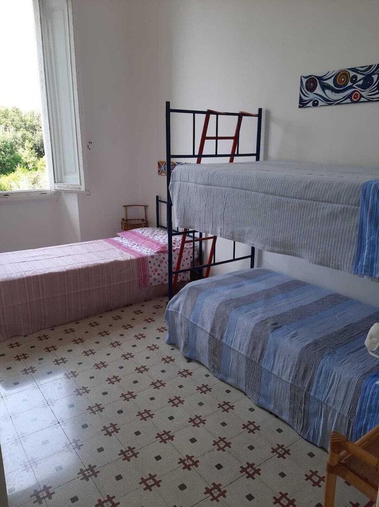 Villa photo 1