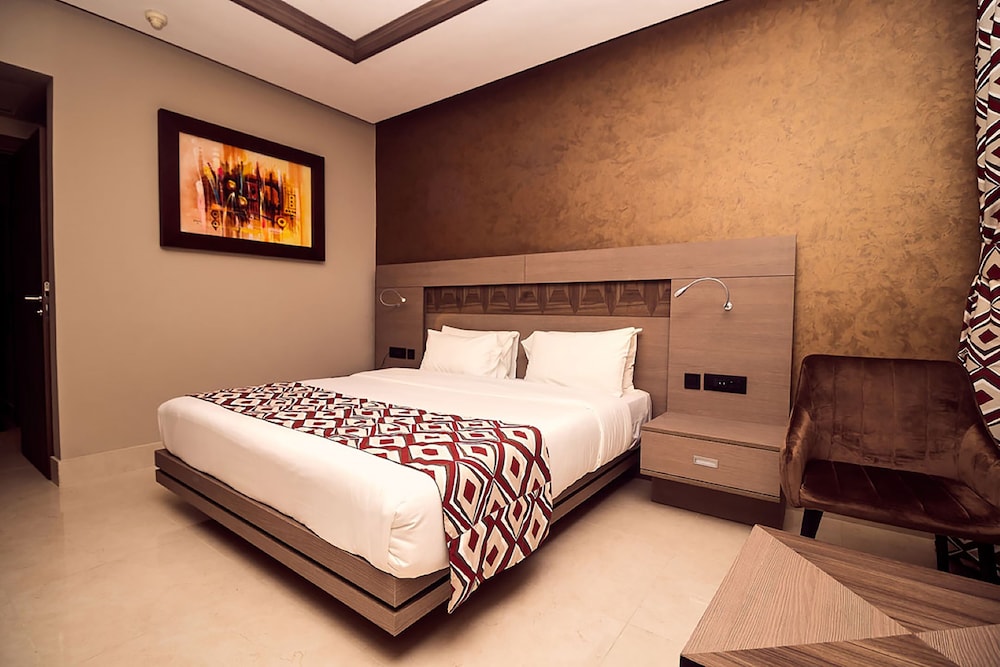 Deluxe Room - Photo 2