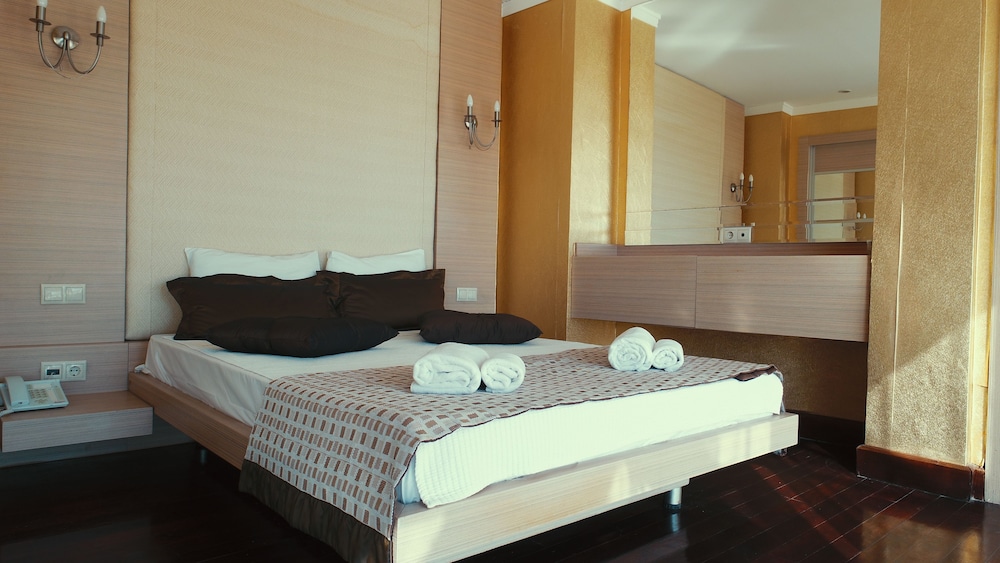 Superior Suite, Terrace
