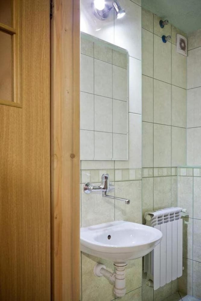 Quadruple Room, City View photo 3