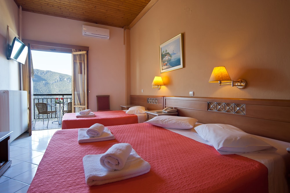 Standard Triple Room - Photo 1