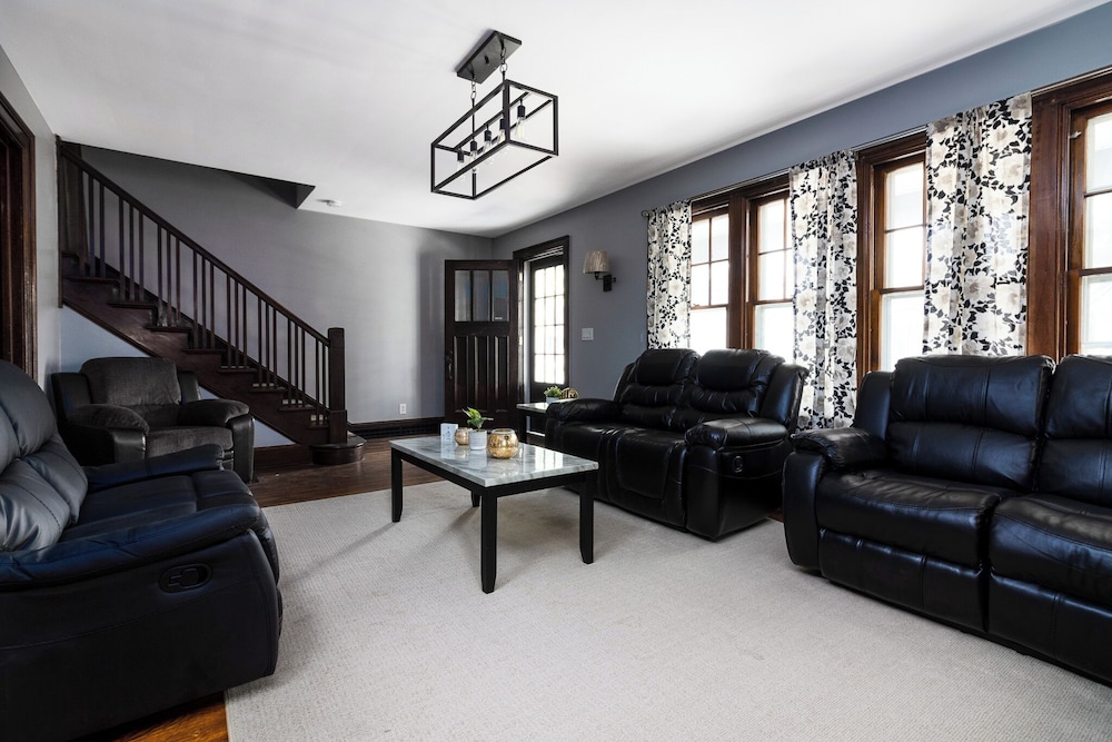 House photo 2