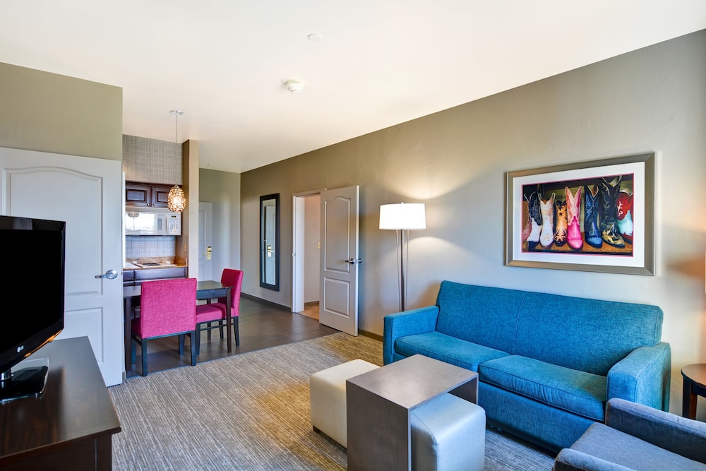 Studio Suite, 1 King Bed, Non Smoking - Photo 1