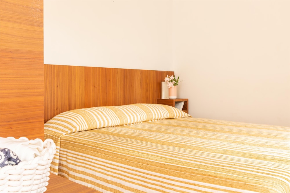 Basic Double Room photo 1
