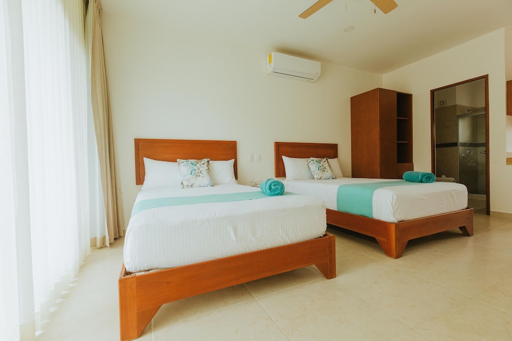 Classic Quadruple Room, Private Bathroom - Photo 8
