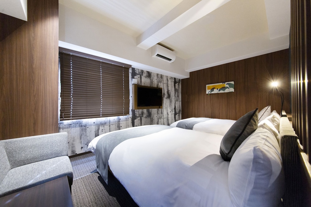 Deluxe Twin Room, Non Smoking (Housekeeping Once Every 3 Days) photo 3