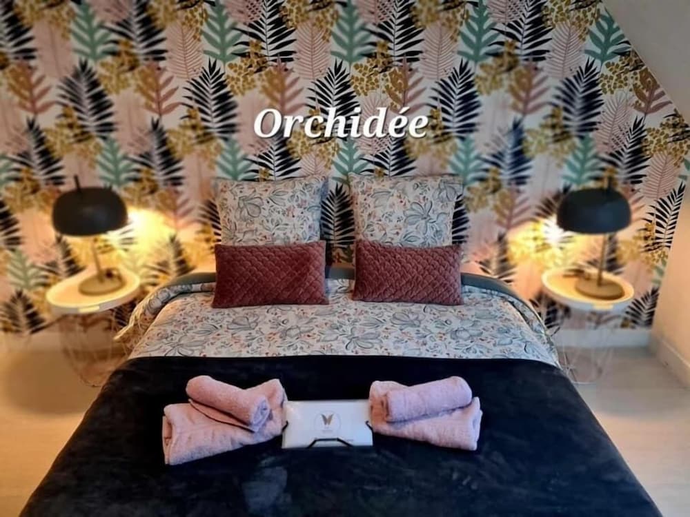 Comfort Double Room, 1 Queen Bed, Private Pool, Garden View photo 2
