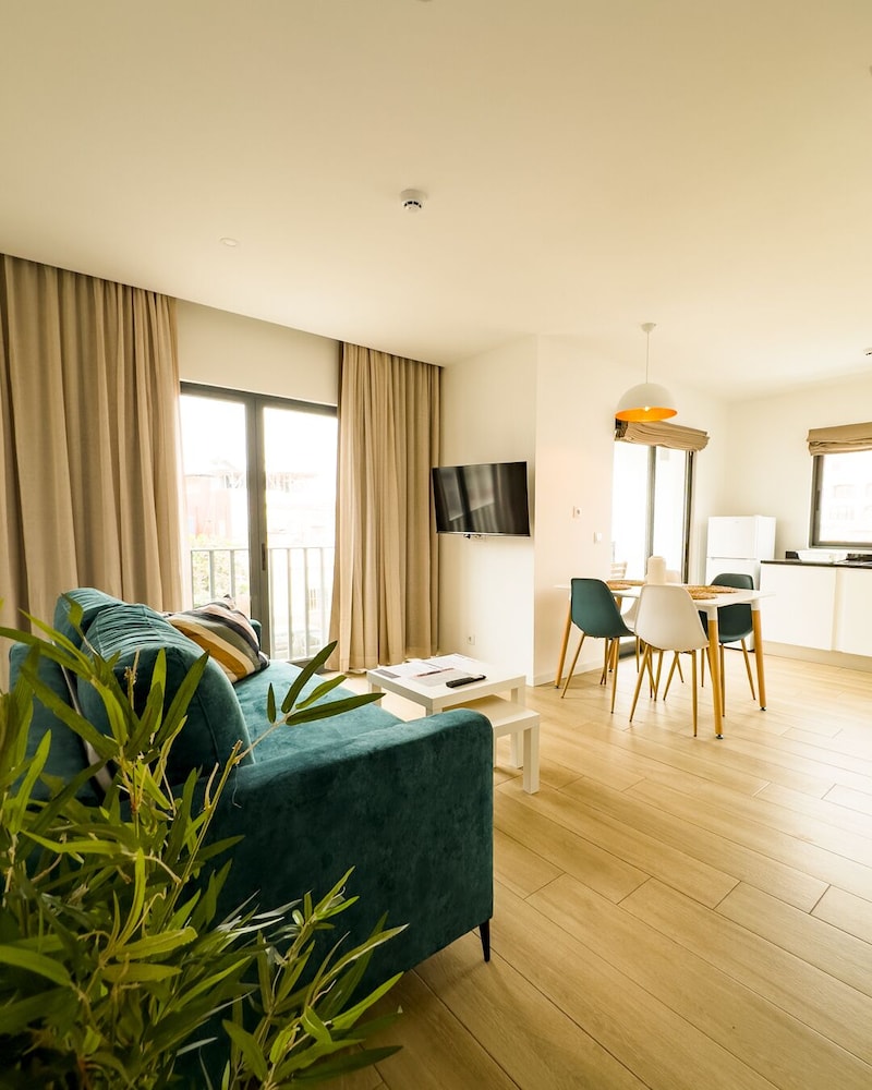 Apartment, 1 Bedroom, Balcony photo 1