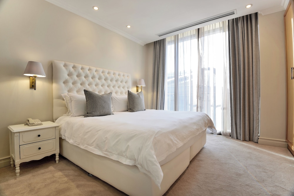 Luxury Apartment photo 1