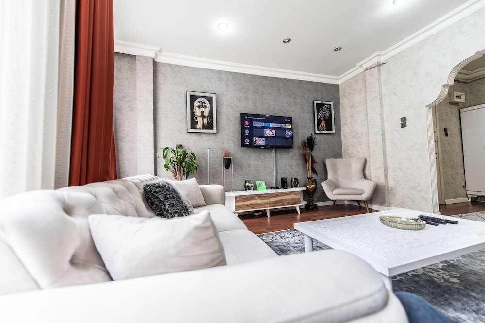 Condo photo 2