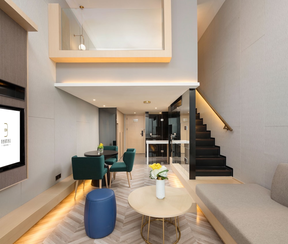 Design Loft(Free shuttle bus to exhibition hall  service will be provided during the canton fair )