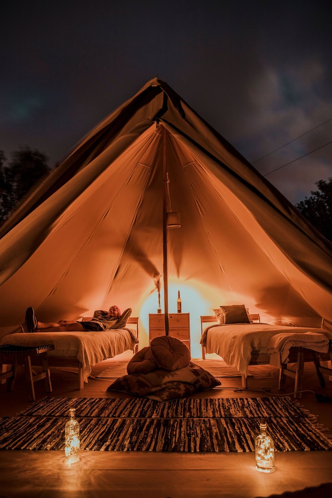 Romantic Tent photo 1