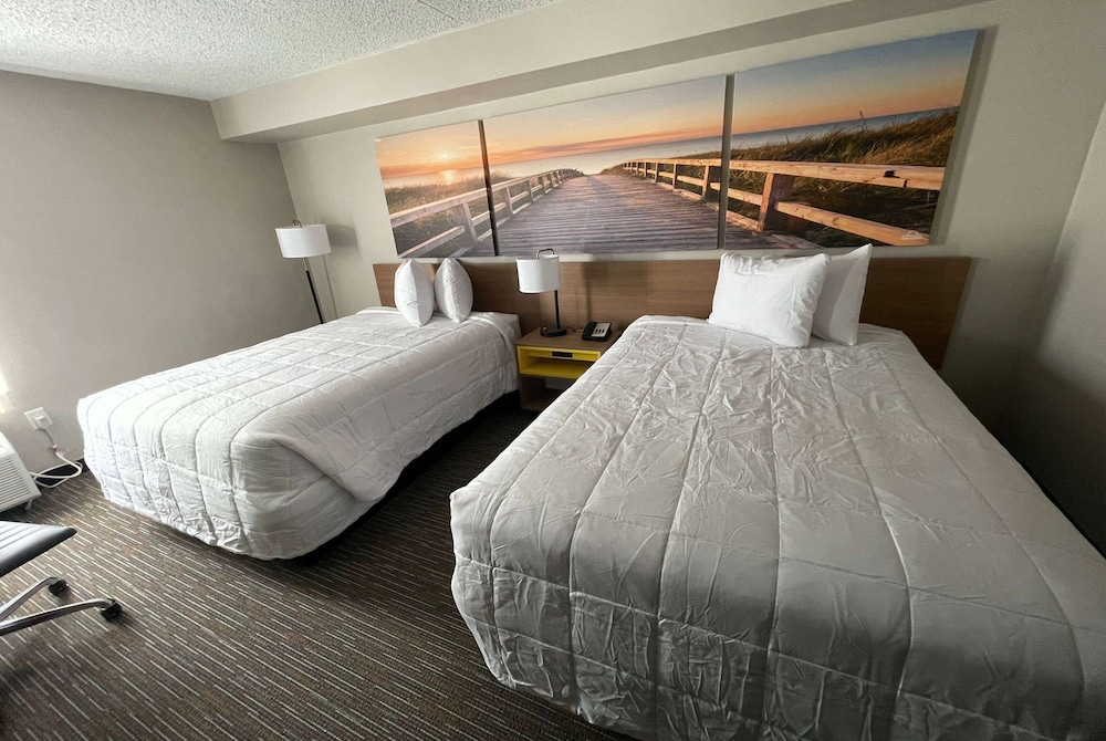 Room, 2 Double Beds, Accessible, Non Smoking - Photo 4