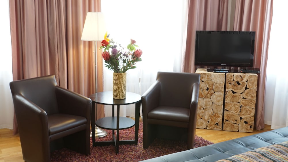 Superior Double Room, Private Bathroom, City View - Photo 16