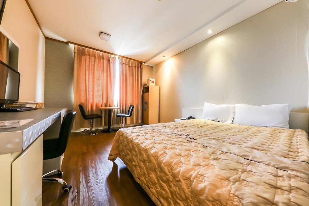 Room, Ocean View (A) - Photo 7