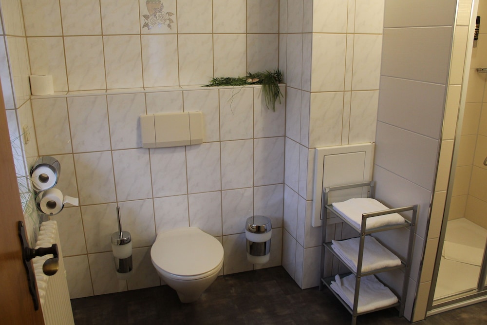 Family Room - Photo 9