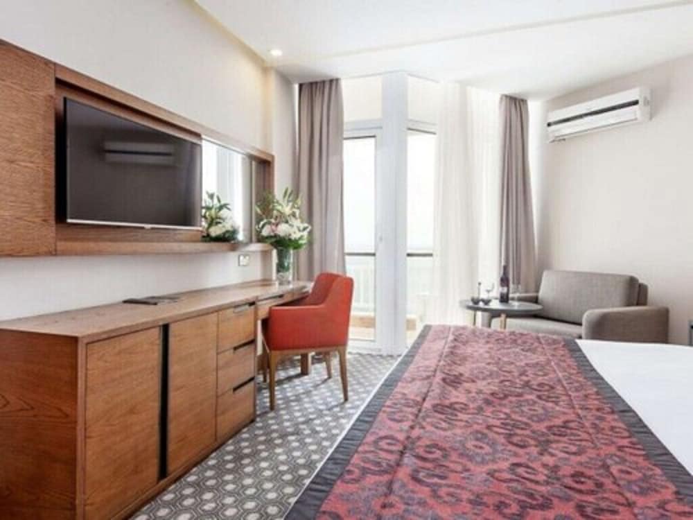 Standard Suite, 1 Bedroom photo 2