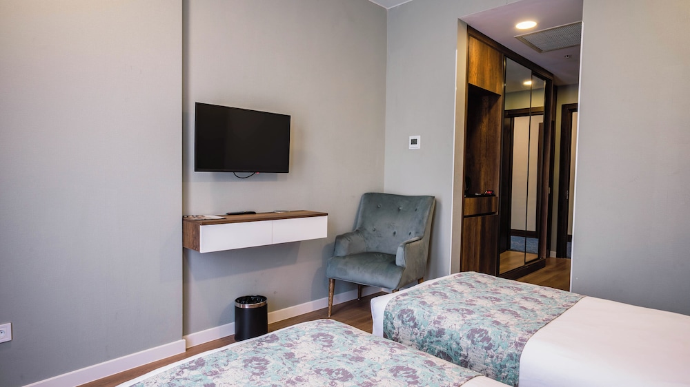 Classic Double or Twin Room