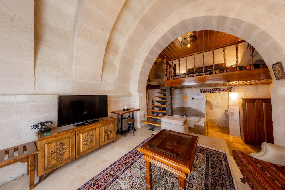 Signature Suite