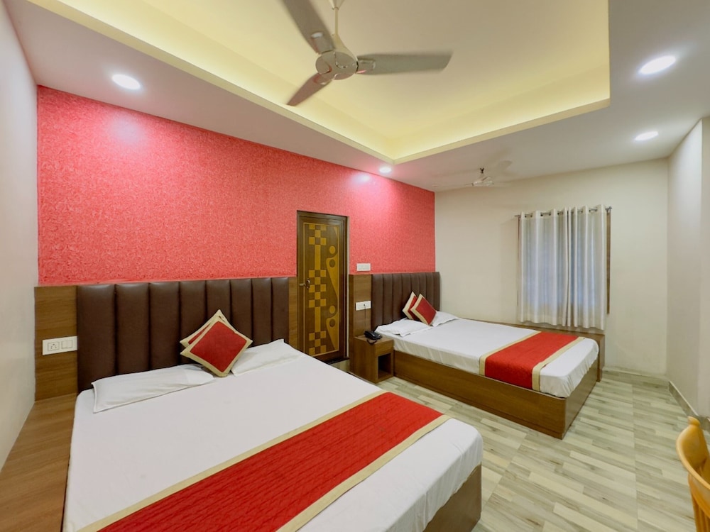 Deluxe Double Room, City View photo 1