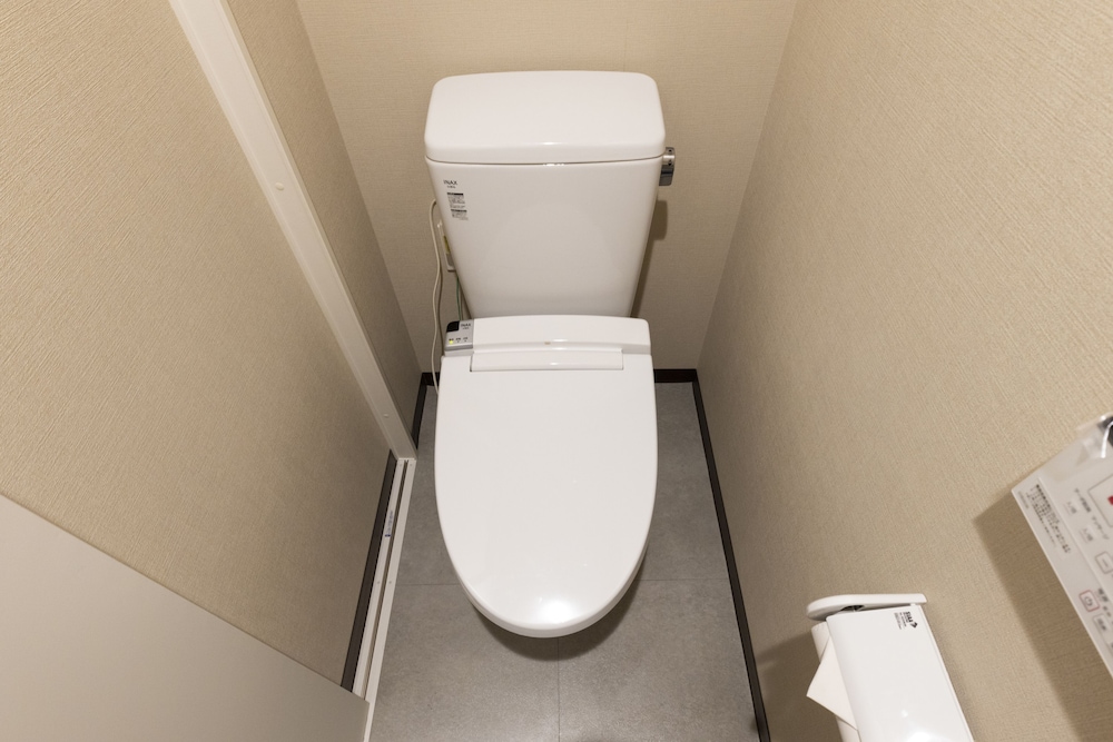 Basic Twin Room - Photo 8