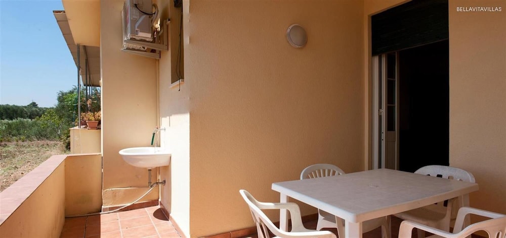 Apartment photo 3