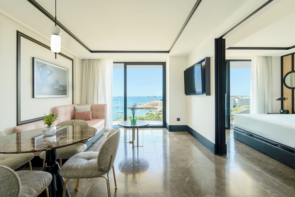 Suite, Sea View - Photo 6