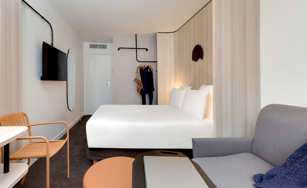 Standard Room, Multiple Beds photo 3