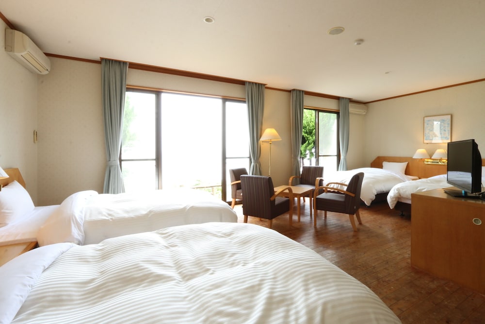 Annex 4 Beds Room, Non-Smoking