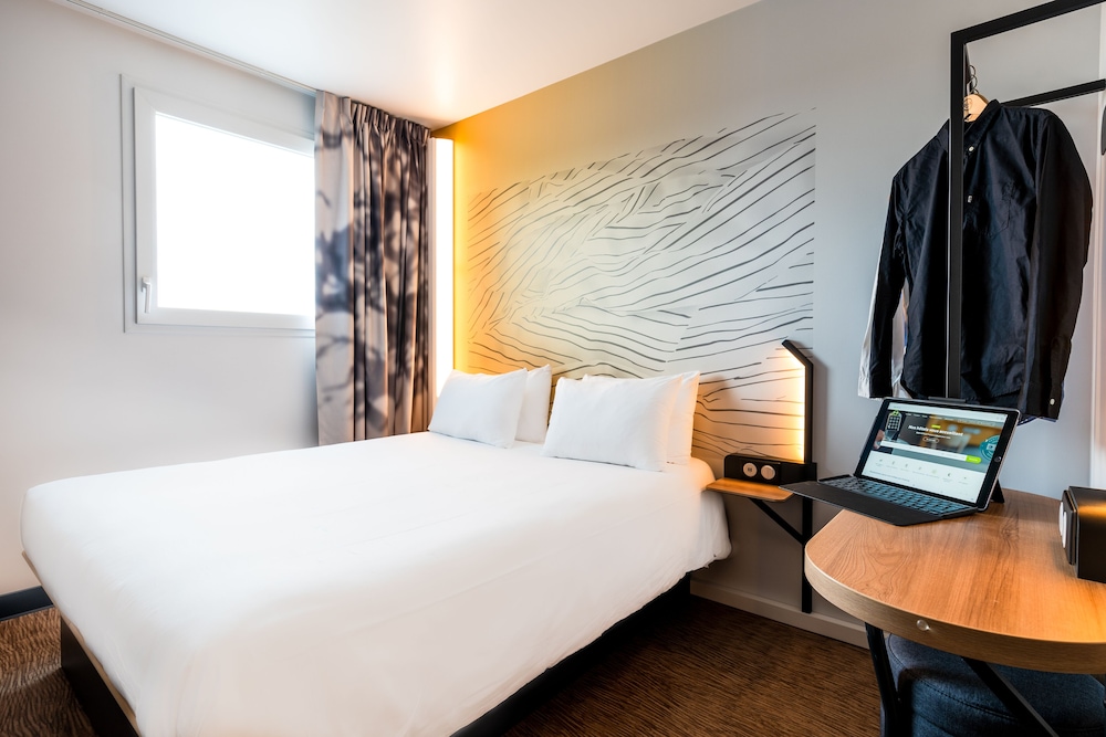 Double Room, Non Smoking - Photo 2
