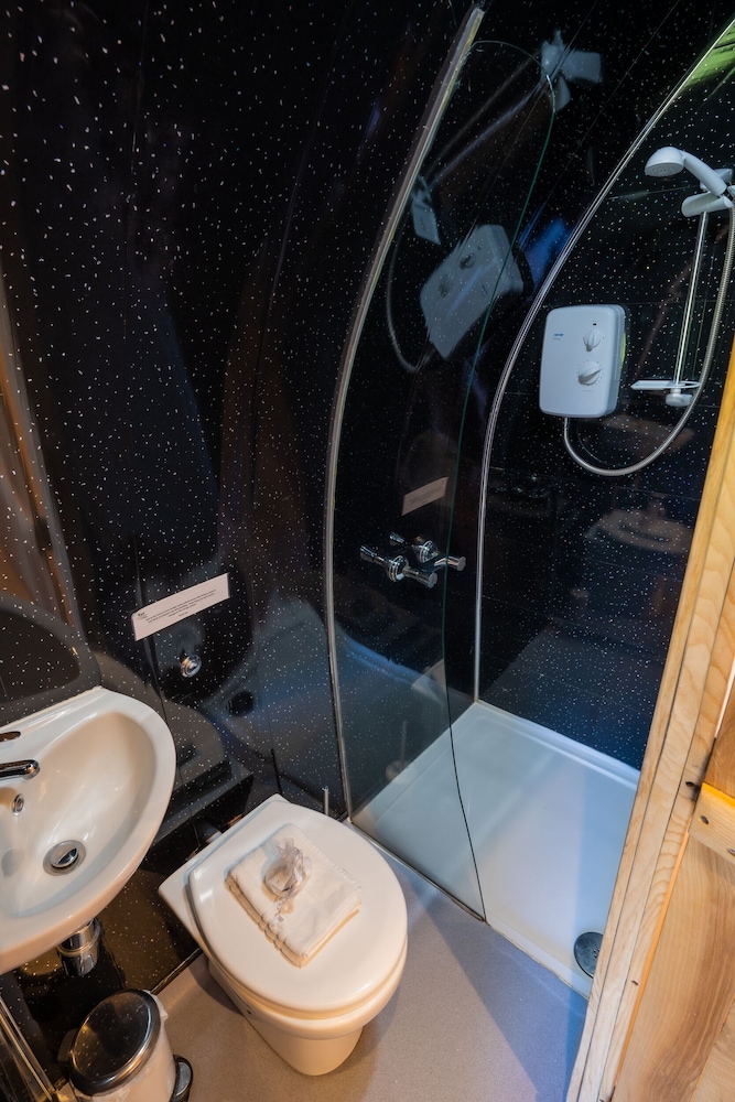 The Old Oak Glamping Pod - Photo 4