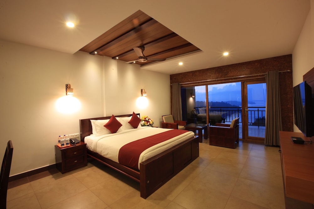 Lake View Romantic photo 2