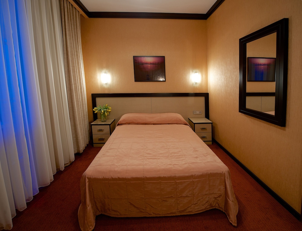 Room, 1 Queen Bed
