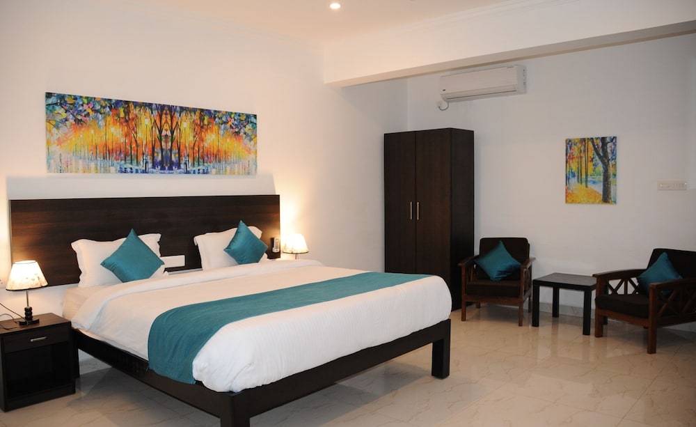 Luxury Double Room Single Use, 1 Queen Bed