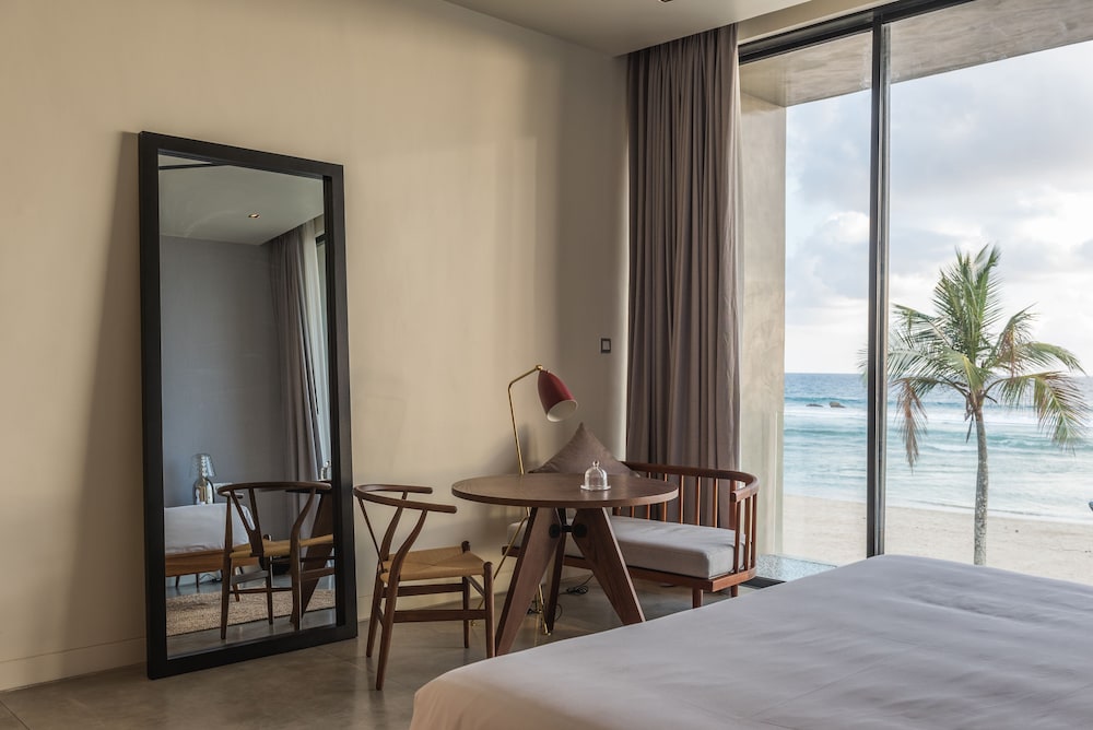 Deluxe Double Room, 1 Bedroom, Balcony, Ocean View photo 2