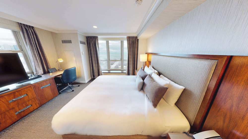 Suite, Multiple Beds
