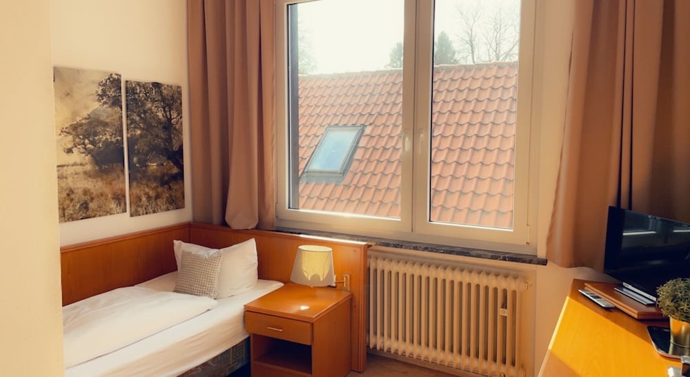 Basic Single Room